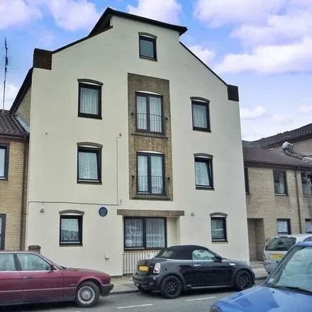 Buy this 2 bed apartment on Albion Court in Queen Street, Chelmsford