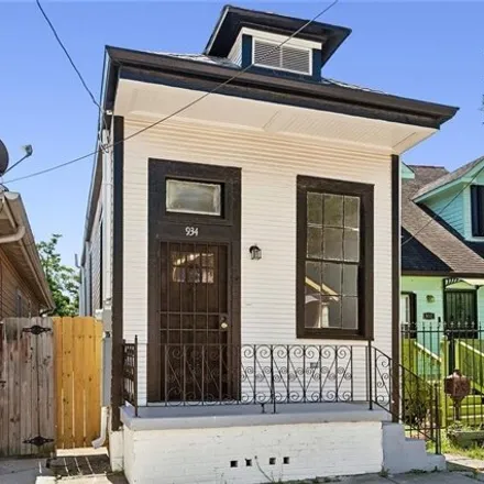 Buy this 1 bed house on 934 North Rocheblave Street in New Orleans, LA 70119