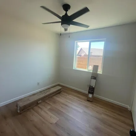 Rent this 3 bed apartment on 488 South 32nd Place in Mesa, AZ 85204
