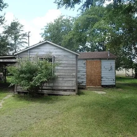 Buy this 1 bed house on 932 Franklin Street in El Campo, TX 77437