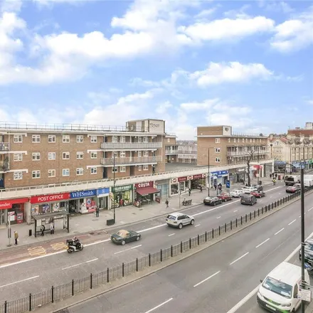 Image 9 - Vape and Bean, Northways Parade, Northways Parade, London, NW3 5EN, United Kingdom - Apartment for rent