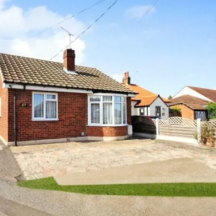 Buy this 2 bed house on Pearmain Close in Runwell, SS11 7EX