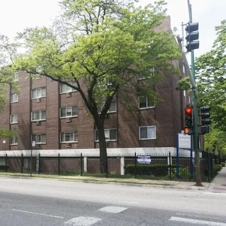 Rent this 1 bed apartment on 1040 West Hollywood Avenue in Chicago, IL 60660