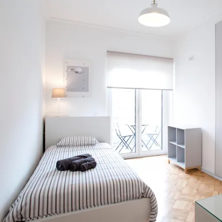 Rent this 4 bed room on Avenida dos Estados Unidos da América 136 in 1700-173 Lisbon, Portugal