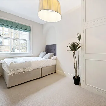 Image 4 - 21 Lees Place, London, W1K 6LW, United Kingdom - Apartment for rent