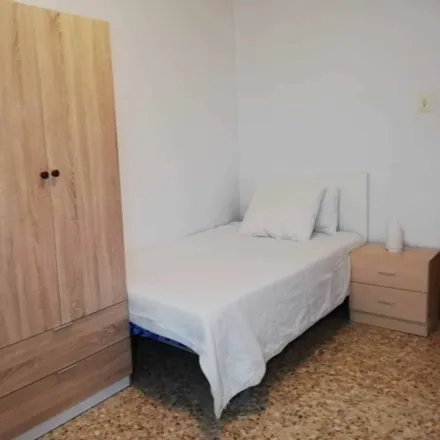 Image 4 - Carrer del Marí Blas de Lezo, 28, 46011 Valencia, Spain - Room for rent