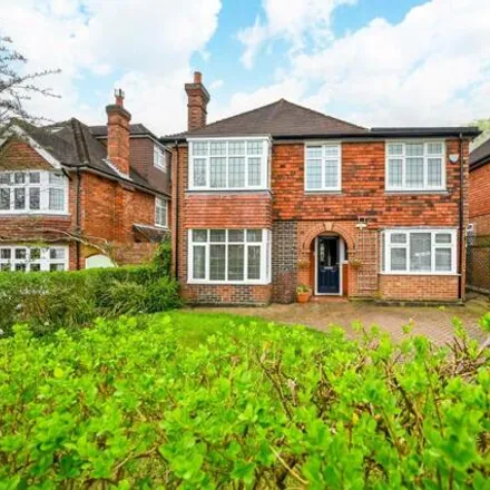 Buy this 5 bed house on Queen Eleanor's Road in Guildford, GU2 7SL