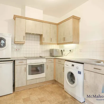 Image 4 - Metro Central Heights, 119 Newington Causeway, London, SE1 6FL, United Kingdom - Apartment for rent