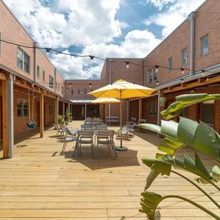 Image 4 - The Courtyard at 3400 Roland Avenue, Hickory Avenue, Baltimore, MD 21211, USA - Townhouse for rent