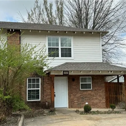 Image 3 - 1523 North Dawn Drive, Fayetteville, AR 72703, USA - House for rent