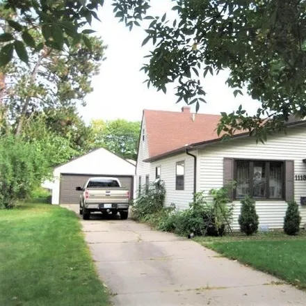 Buy this 3 bed house on 1113 North 7th Avenue in Wausau, WI 54401