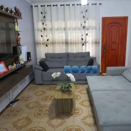 Buy this 3 bed house on Rua Porto Alegre in Água Rasa, São Paulo - SP