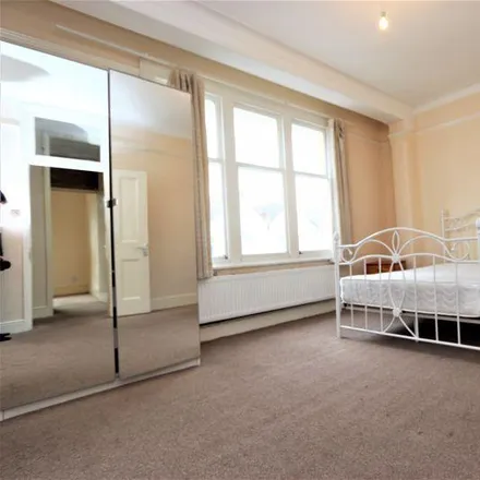 Rent this 4 bed house on Russell Avenue in London, N22 6PS