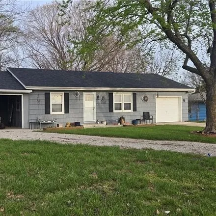 Buy this 3 bed house on 1410 MO 13 Business in Lexington, Lafayette County