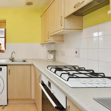 Image 9 - Miserden Crescent, Milton Keynes, MK4 4GJ, United Kingdom - Apartment for sale