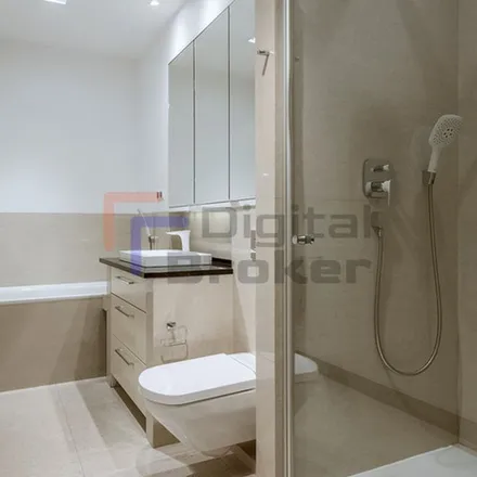 Image 4 - Wilcza 71, 00-679 Warsaw, Poland - Apartment for rent