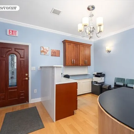 Rent this studio condo on 120 East 90th Street in New York, NY 10128