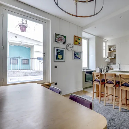 Rent this 2 bed apartment on 120 Rue d'Alésia in 75014 Paris, France