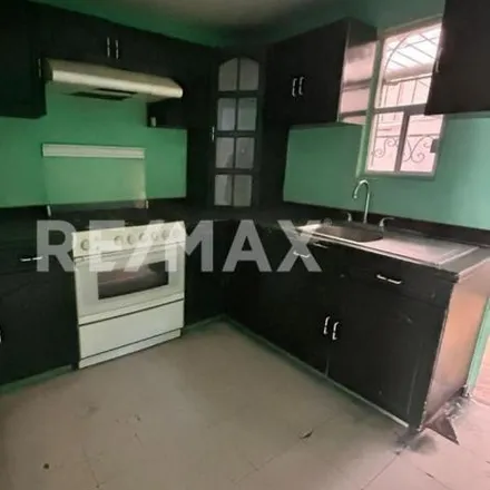 Buy this 2 bed house on Cerrada Apatzingán in Jardines de Ecatepec, 55040 Ecatepec de Morelos
