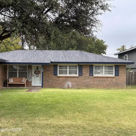 Image 1 - 720 Oak Street, Dimmitt, TX 79027, USA - House for sale