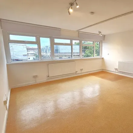 Rent this studio apartment on Crossfield Street in London, SE8 4RN