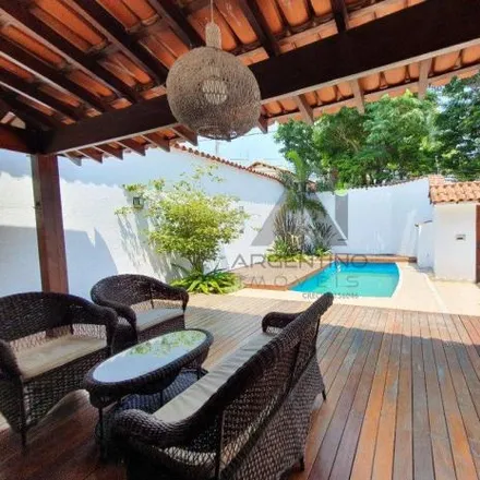 Buy this 4 bed house on Rua Emílio Zapile in Socorro, Mogi das Cruzes - SP