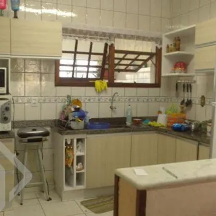 Image 2 - Beco 1, Guarujá, Porto Alegre - RS, 91770-430, Brazil - House for sale