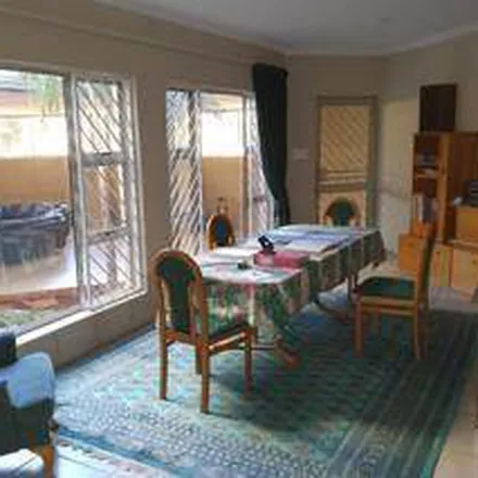 Image 4 - 71 Selma Avenue, De Beers, Pretoria, 0049, South Africa - Apartment for rent