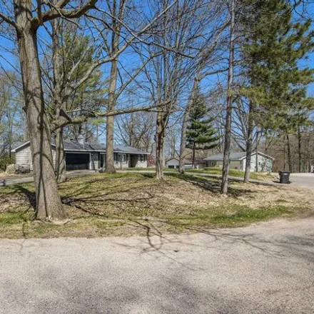 Image 4 - 2016 Forrest Drive, Allegan Township, MI 49010, USA - House for sale