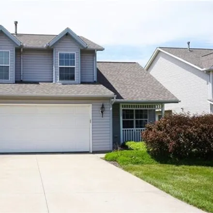 Buy this 4 bed condo on 5345 Treeview Circle in Brimfield Township, OH 44240