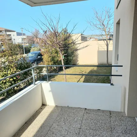 Rent this 2 bed apartment on 573 c Avenue de Saint-Baldou in 84300 Cavaillon, France