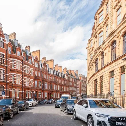 Rent this 3 bed apartment on 11 Brompton Place in London, SW3 1PU