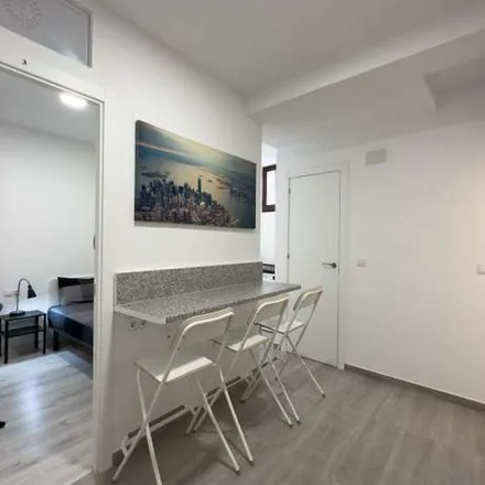 Image 2 - Carrer del Triangle, 8, 08003 Barcelona, Spain - Apartment for rent