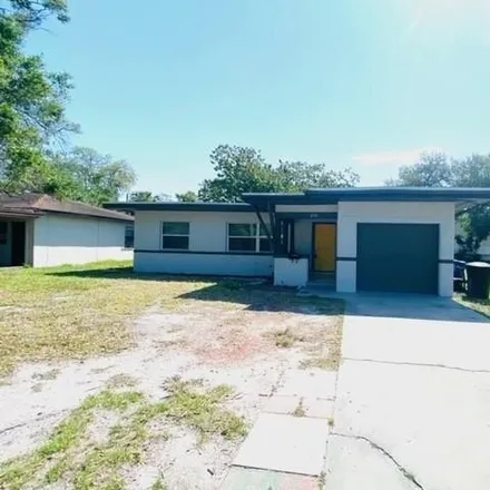 Rent this 4 bed house on 2526 14th Street South in Saint Petersburg, FL 33705