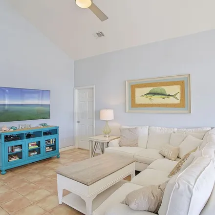 Image 1 - Miramar Beach Dr, Pensacola, FL, USA - House for rent