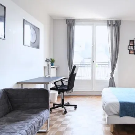 Rent this 1 bed room on 22 Rue Duret in 75116 Paris, France