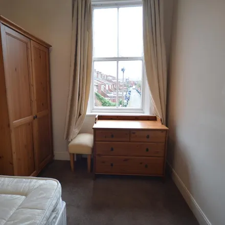 Image 3 - Addycombe Terrace, Newcastle upon Tyne, NE6 5NB, United Kingdom - Apartment for rent