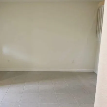 Image 7 - West 112th Street, Hialeah, FL 33018, USA - House for rent