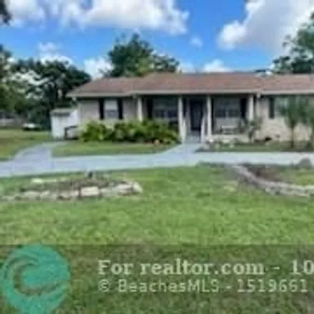 Buy this 6 bed house on 806 Chicago Avenue in South Daytona, FL 32119