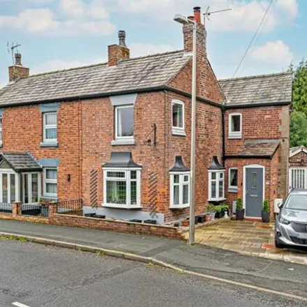 Buy this 2 bed duplex on Top Road in Kingsley, Cheshire