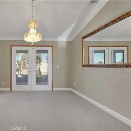 Image 9 - 16568 Iwa Road, Desert Knolls Manor, Apple Valley, CA 92307, USA - House for sale