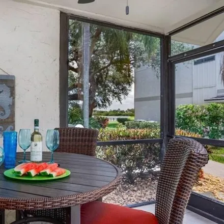 Image 3 - 1266 Big Oak Lane, Siesta Key, FL 34242, USA - Condo for sale