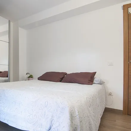 Image 2 - Carrer de Molinell, 23, 46010 Valencia, Spain - Room for rent