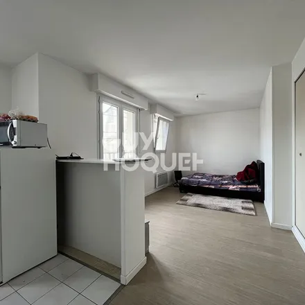 Rent this 1 bed apartment on 2 Avenue de la République in 91600 Savigny-sur-Orge, France