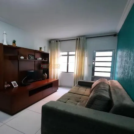 Buy this 1 bed apartment on Rua Chile in Taboão, São Bernardo do Campo - SP