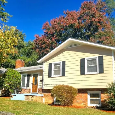 Buy this 4 bed house on 2608 Fleming Street in Belle Haven, Fairfax County