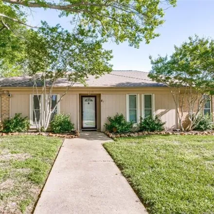 Buy this 3 bed house on 1361 Starling Lane in Lewisville, TX 75077