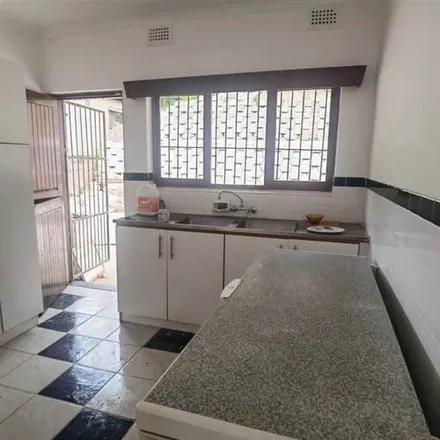 Image 2 - Gardendale Crescent, Mount Vernon, Durban, 4094, South Africa - Apartment for rent