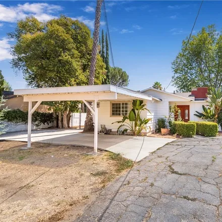 Image 6 - 23316 Victory Boulevard, Los Angeles, CA 91367, USA - House for sale