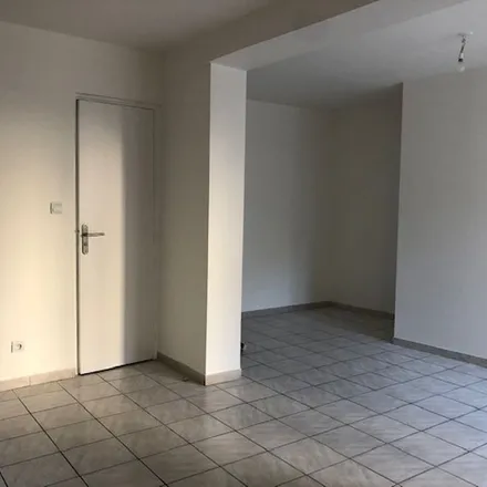 Rent this 3 bed apartment on 91 Rue de la Station in 95130 Franconville, France